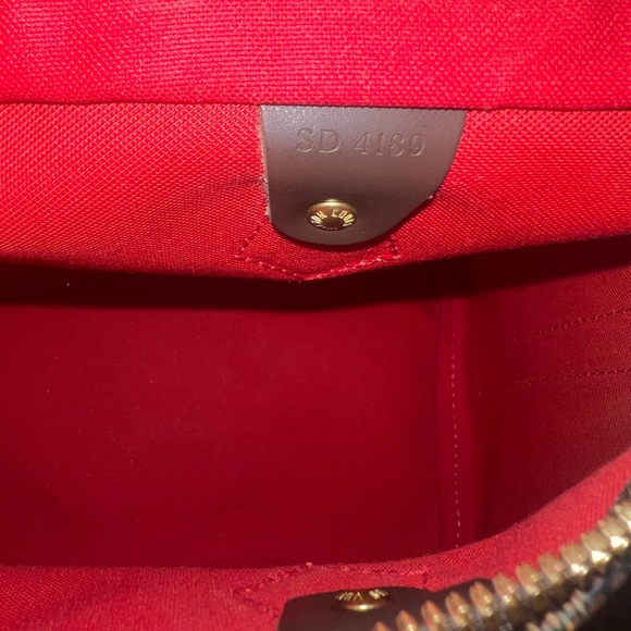 Authentic Louis Vuitton Speedy Bandouliere 30 - Picture 10 of 14
